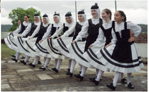 Asociación O Castro  - Danza -