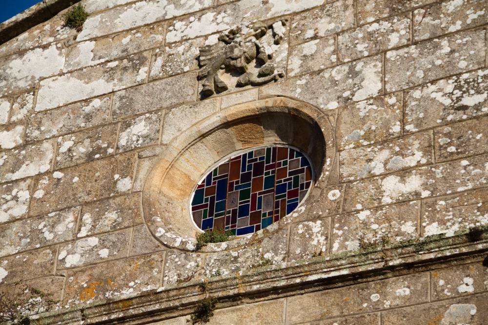 Rosetón Iglesia de Santiago de Carril 