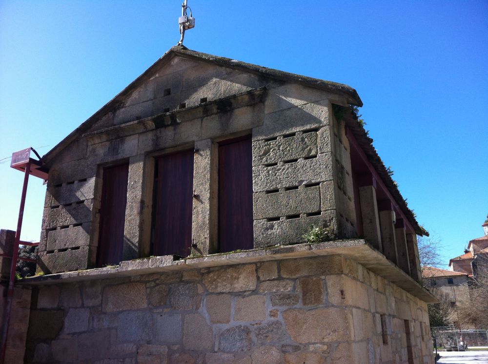 El hórreo de la Xunqueira